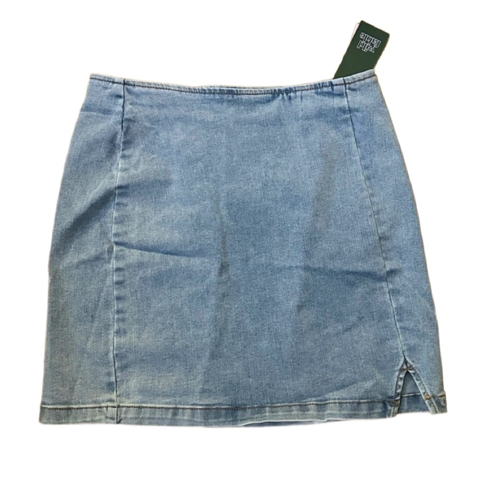 Wild fable denim mini skirt, size 4